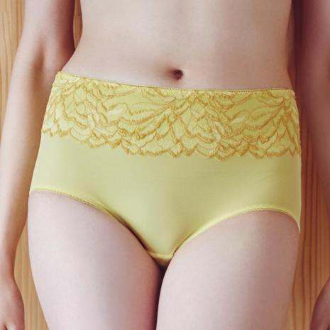 すっぽり安心　包まれショーツ（つつまれ美乳ブラ用）